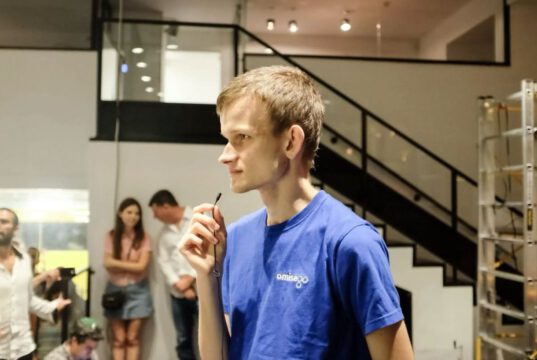 Vitalik Buterin nêu 4 hiểu biết cần thiết về đầu tư trong thị trường tiền điện tử hỗn loạn